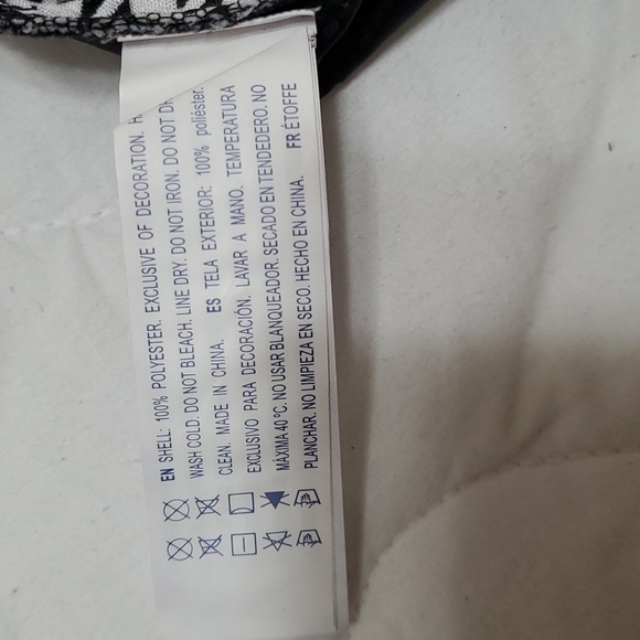 FOREVER 21 Printed Mini skirt L NWOT❤ black/white - Picture 6 of 7